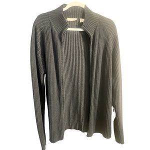 Men’s Large full zip up sweater.